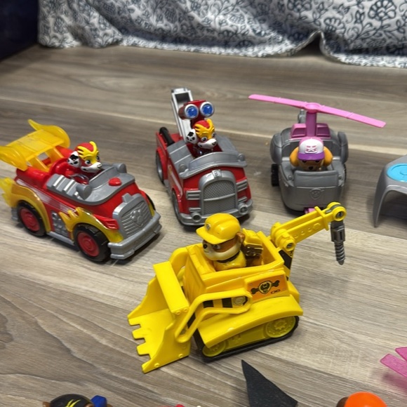 🚩 Paw Patrol puppy & kitty Action Figures & Playsets - Picture 7 of 10